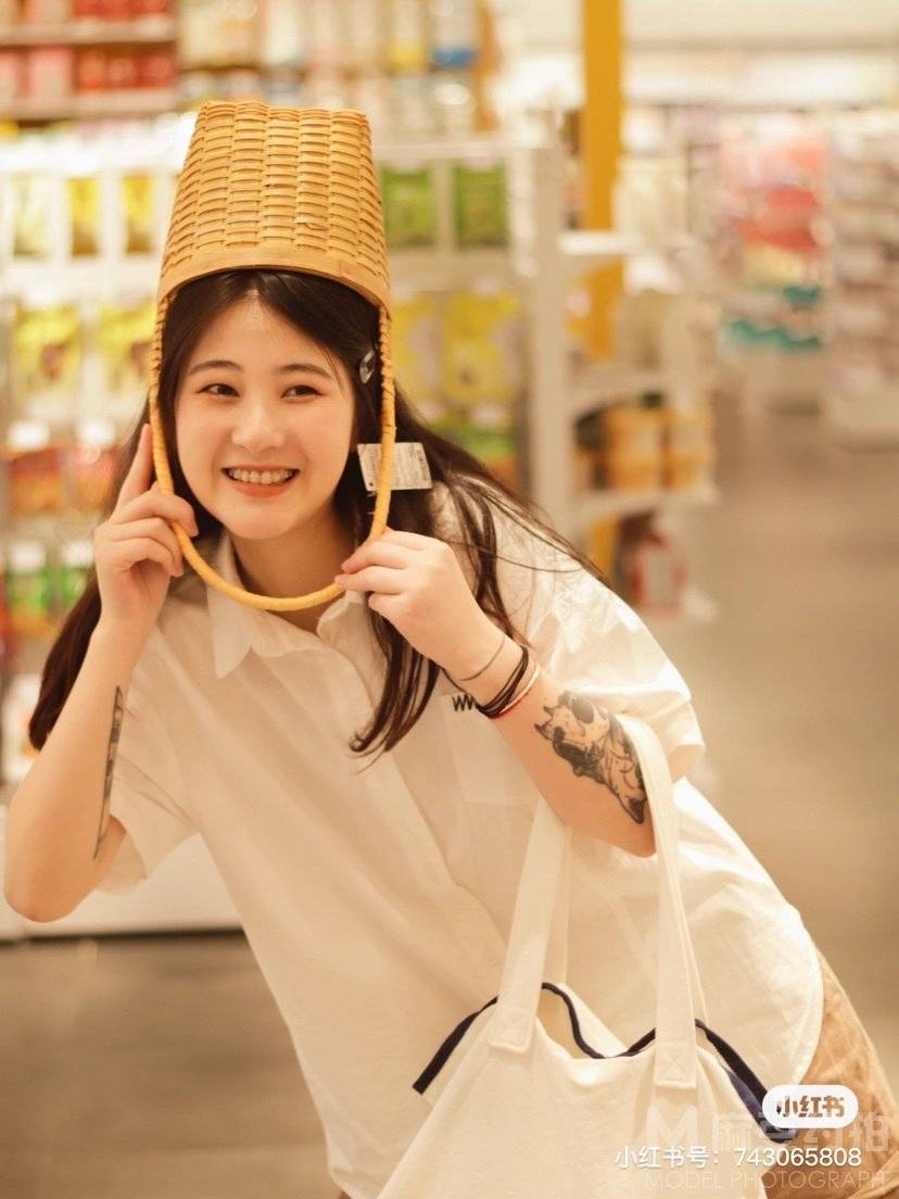 清新模特