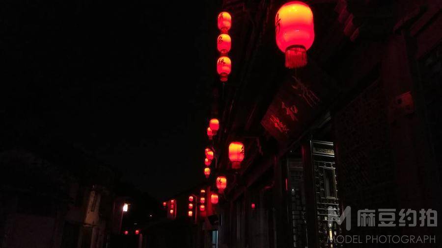 夜景模特