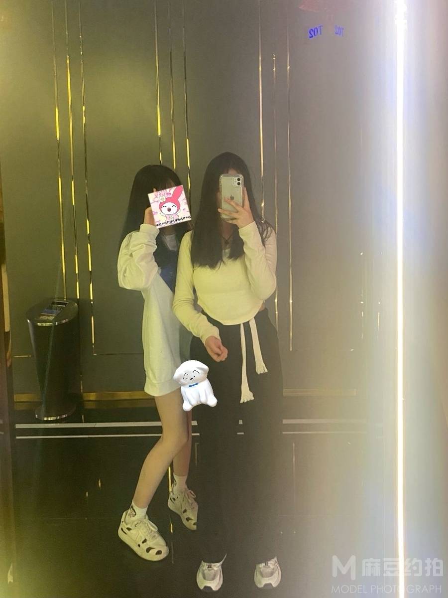 情侣模特
