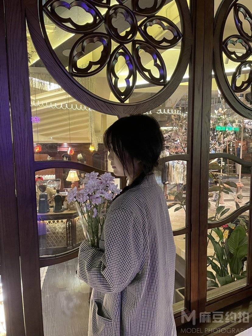 胶片模特