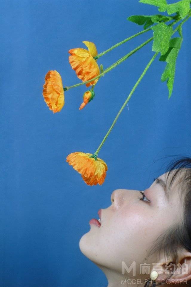 情绪模特