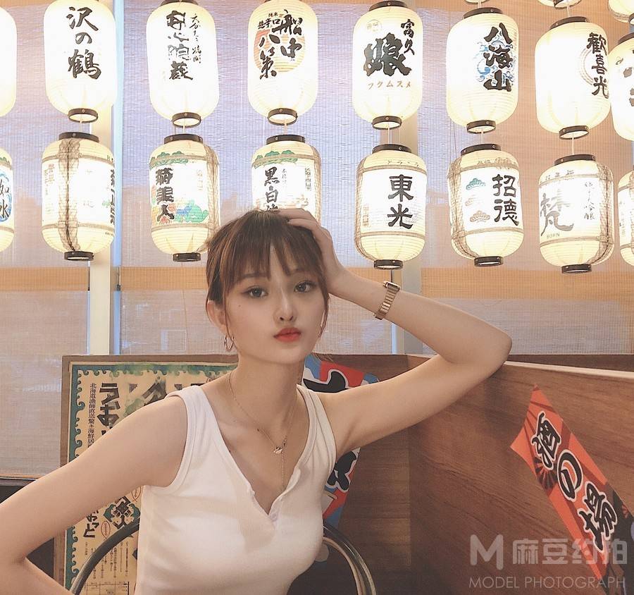 民国模特