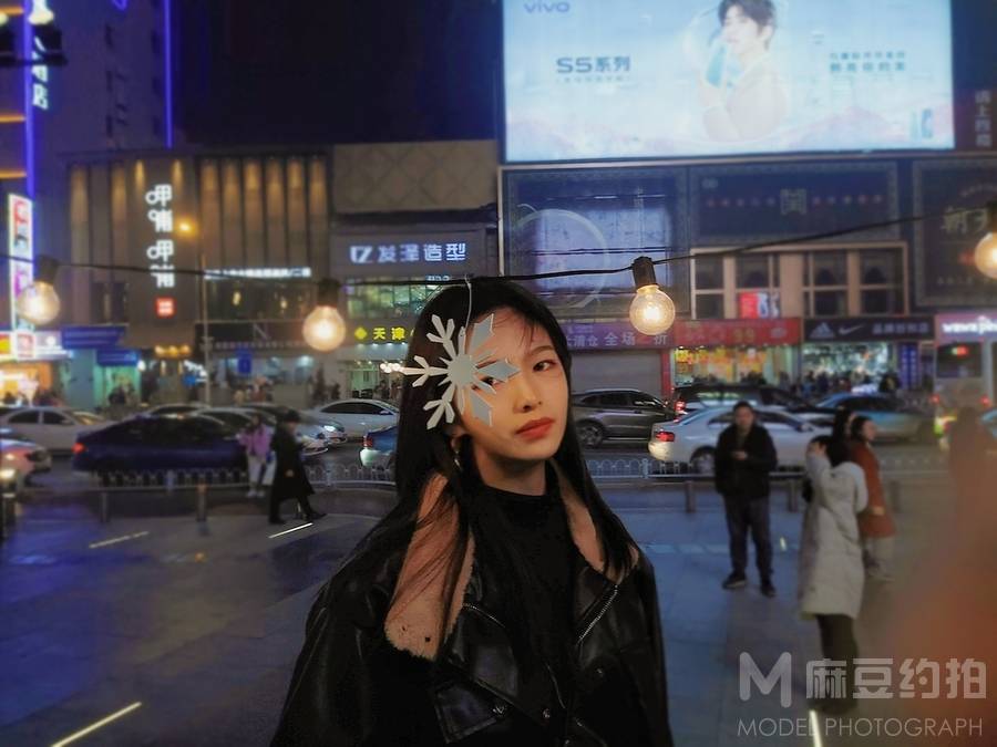 校园模特