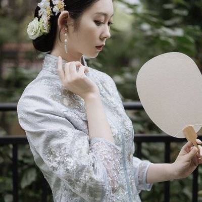 清新模特