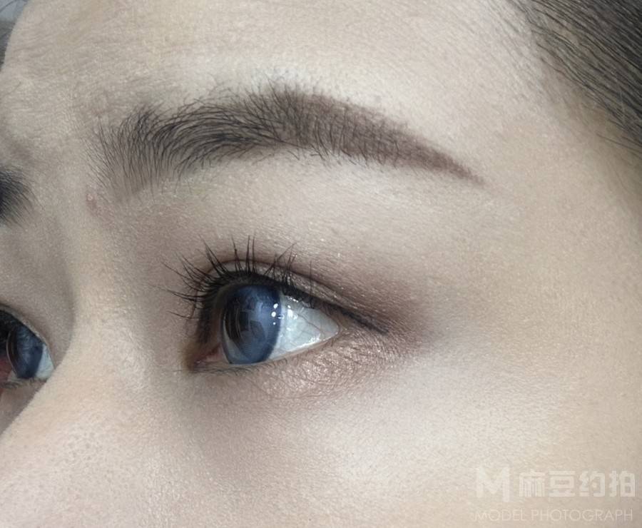妆容模特