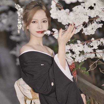 和服模特