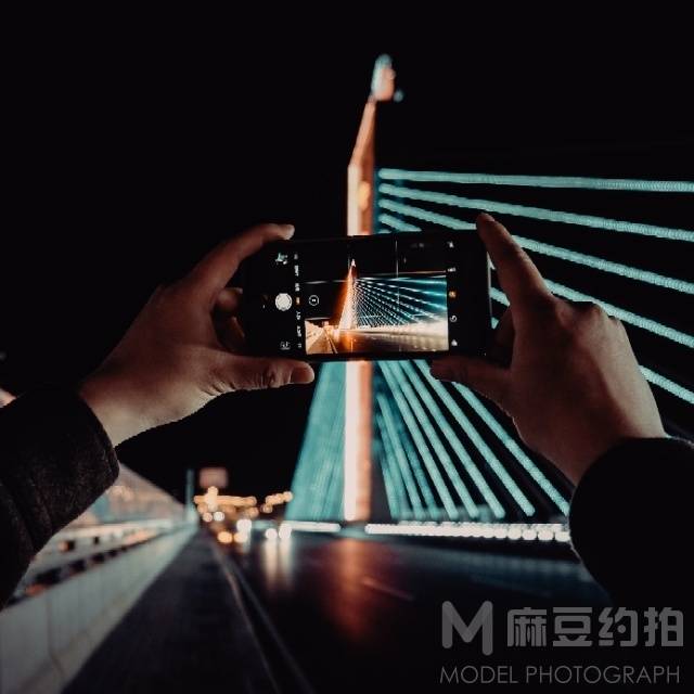 夜景模特