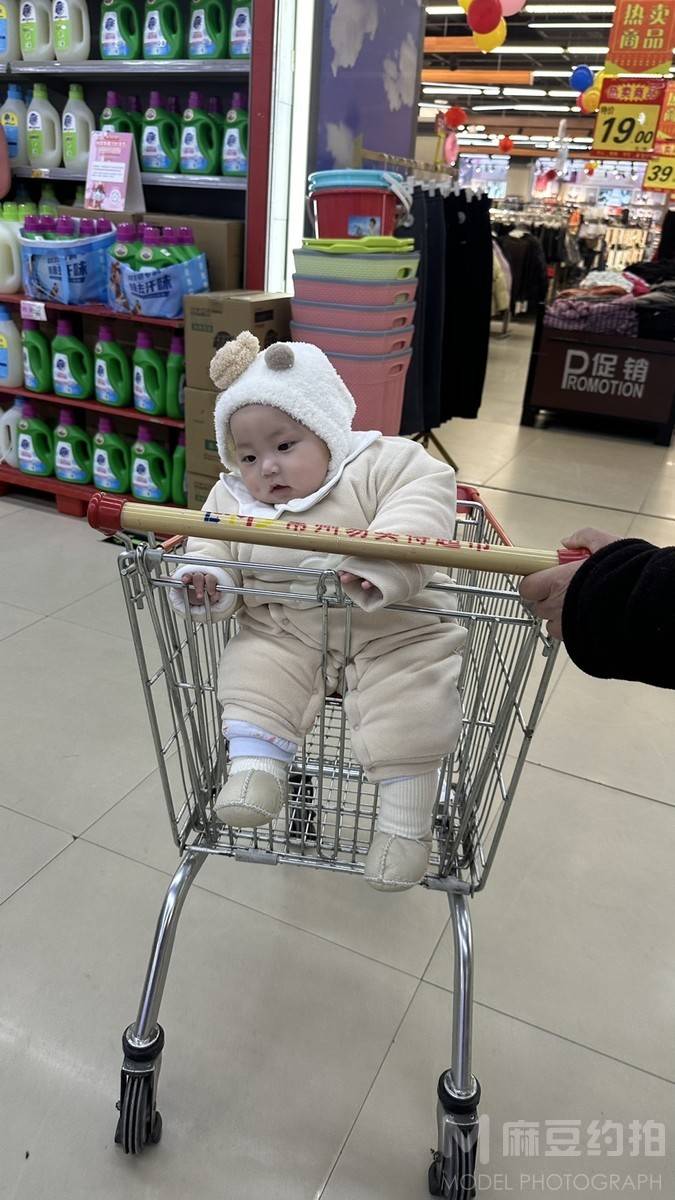 纪实模特