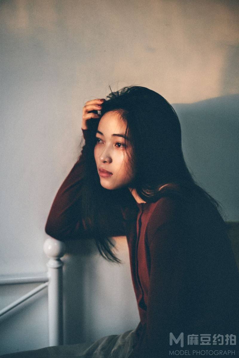 情绪模特