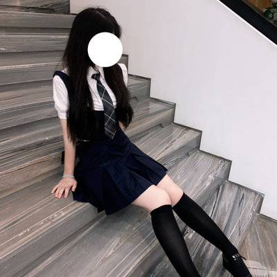 黑白模特