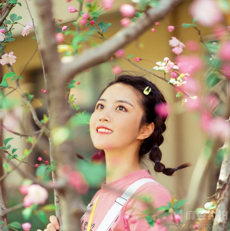校园模特