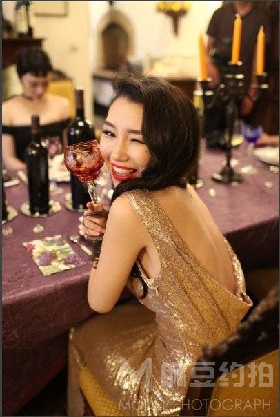 校园模特