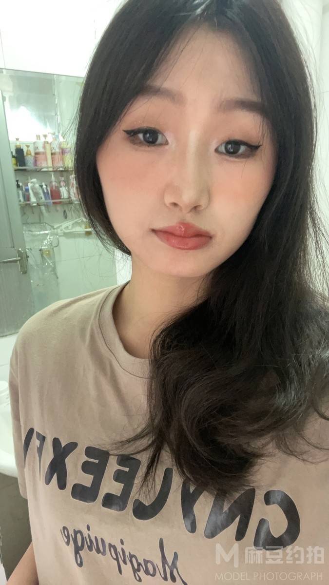 日系模特