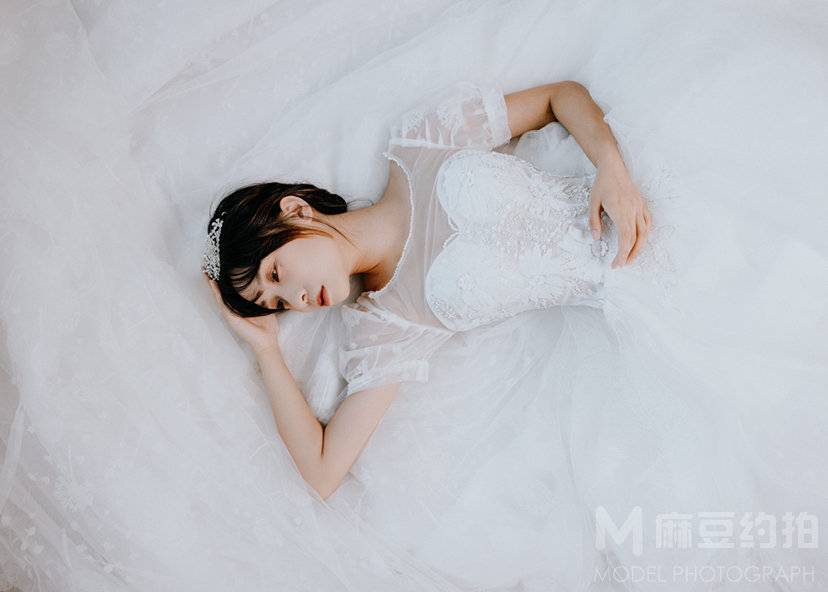 胶片模特