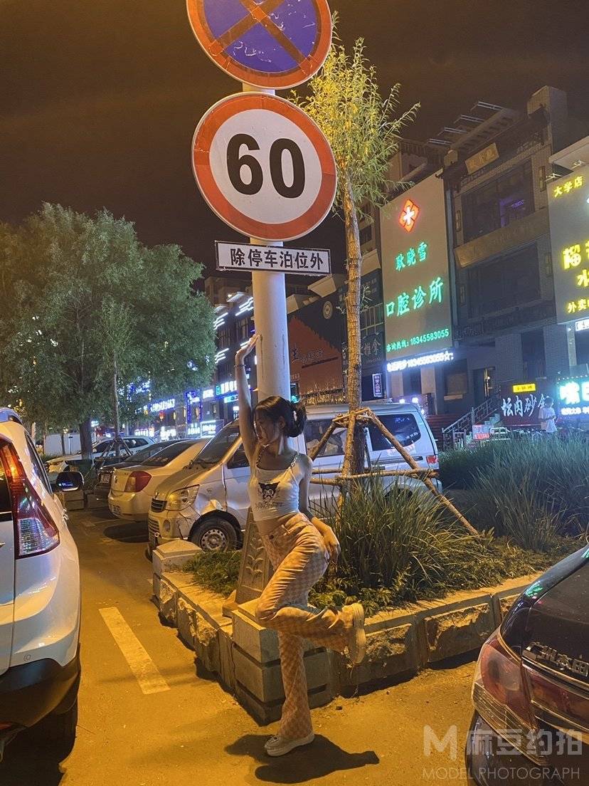 情侣模特