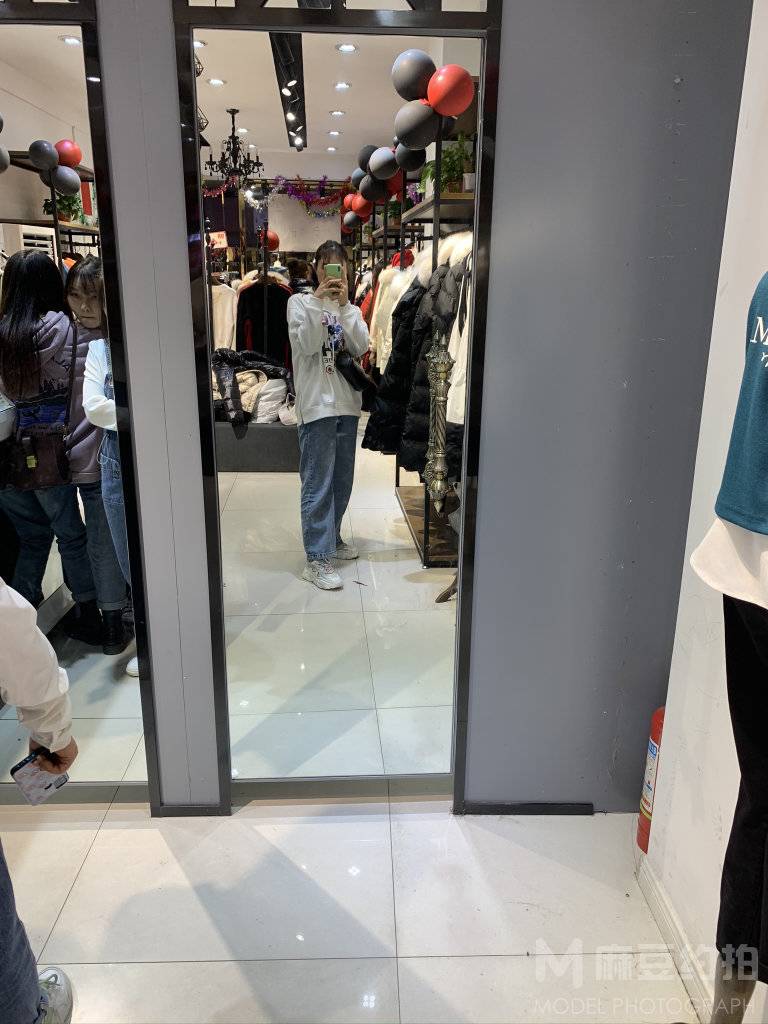 清新模特