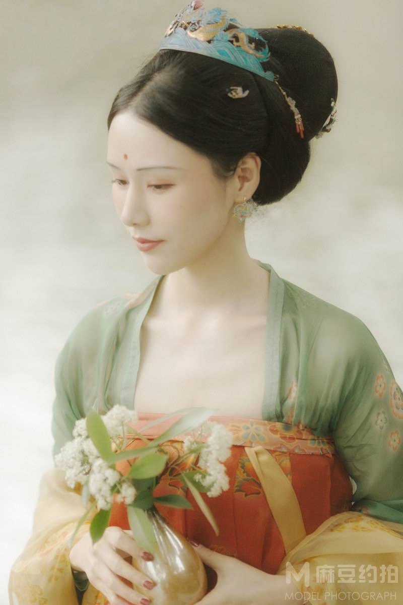 胶片模特
