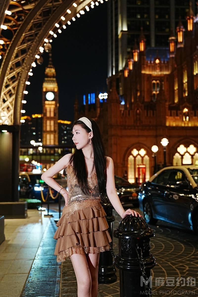 夜景模特