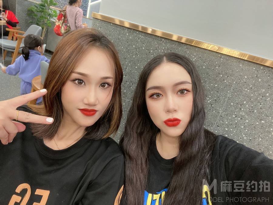 情侣模特