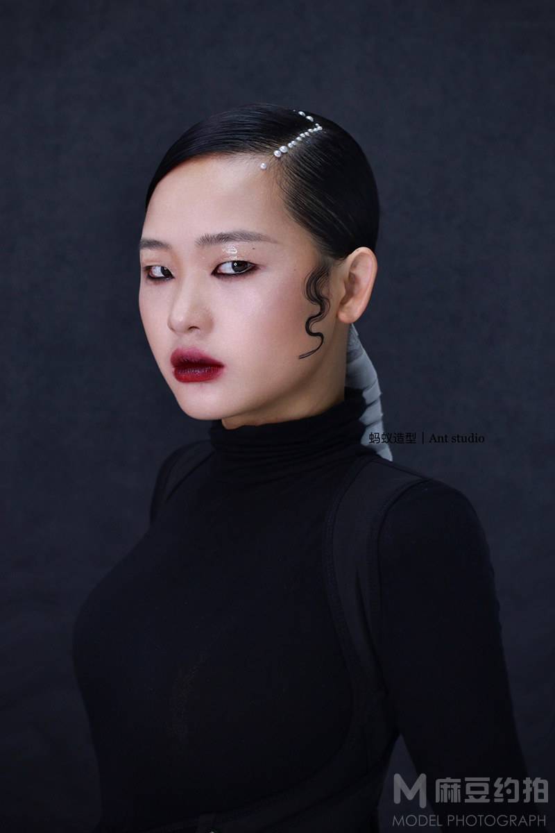 暗黑模特