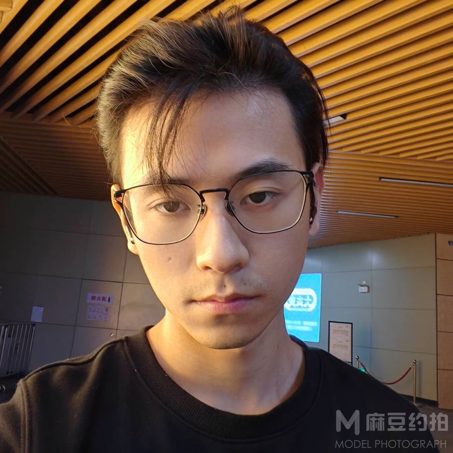 纪实模特