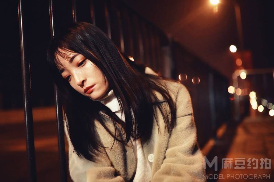夜景模特