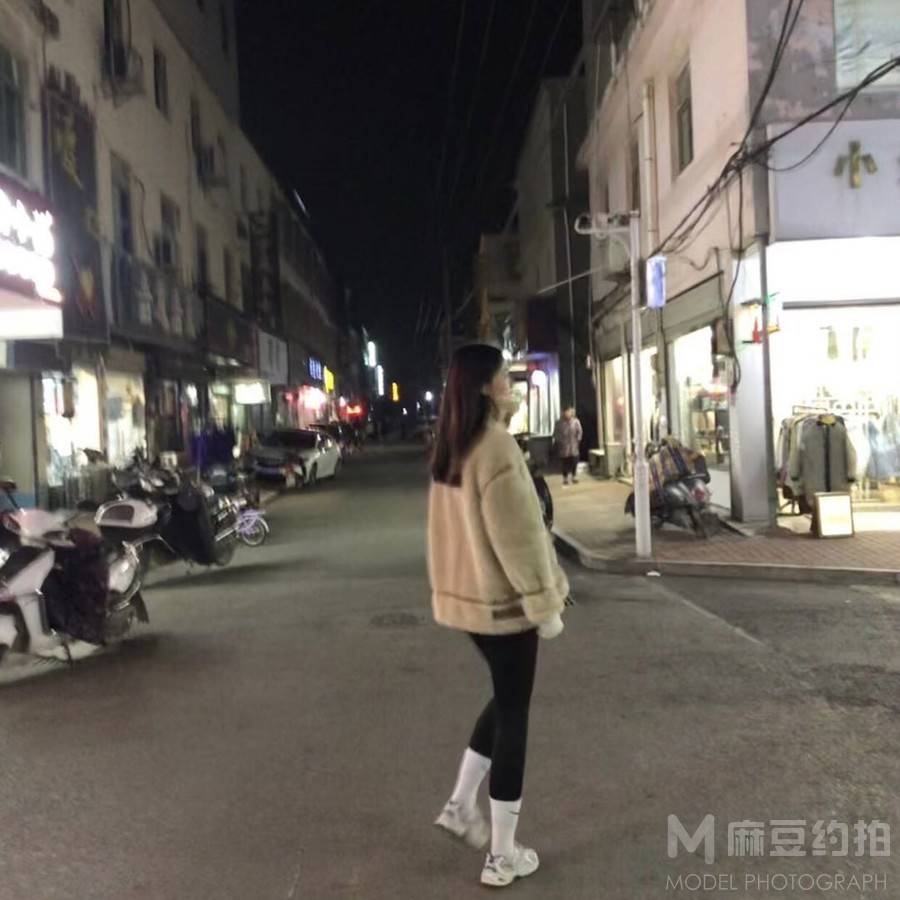 夜景模特