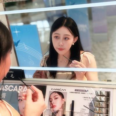 妆容模特