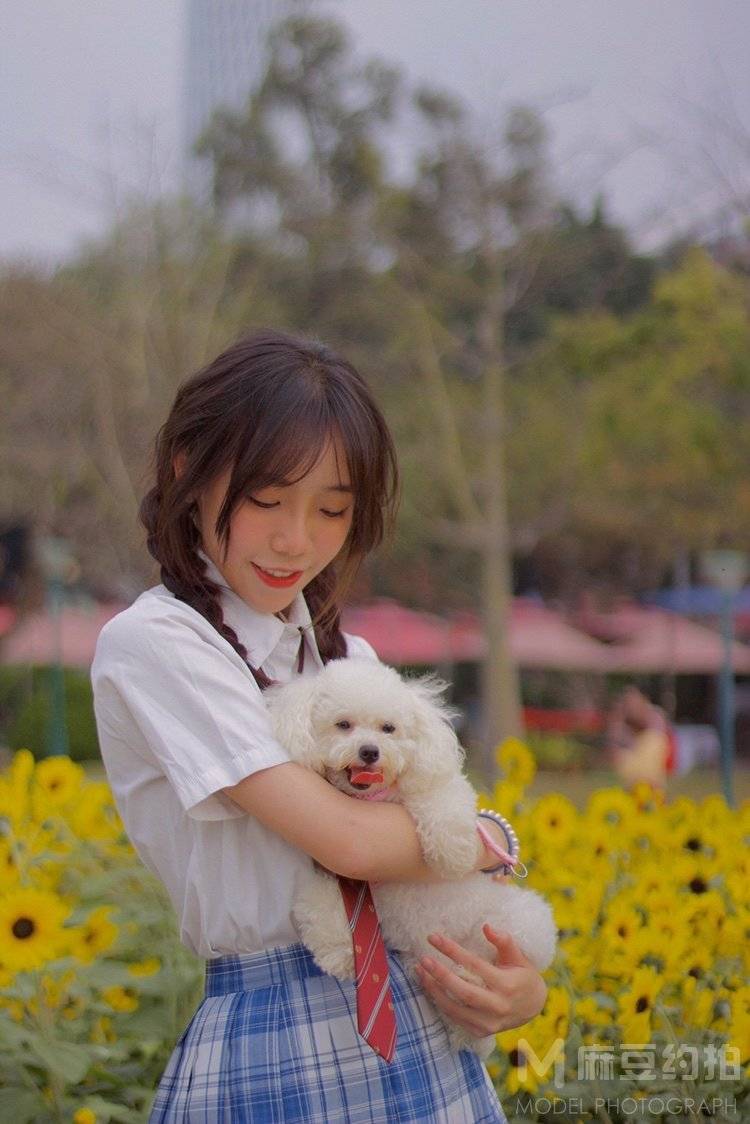 清新模特