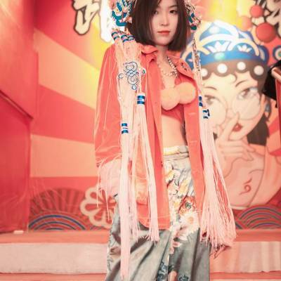 情绪模特