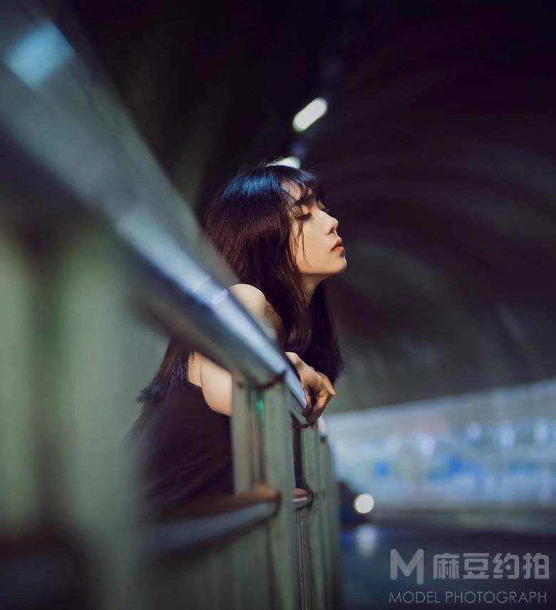 夜景模特
