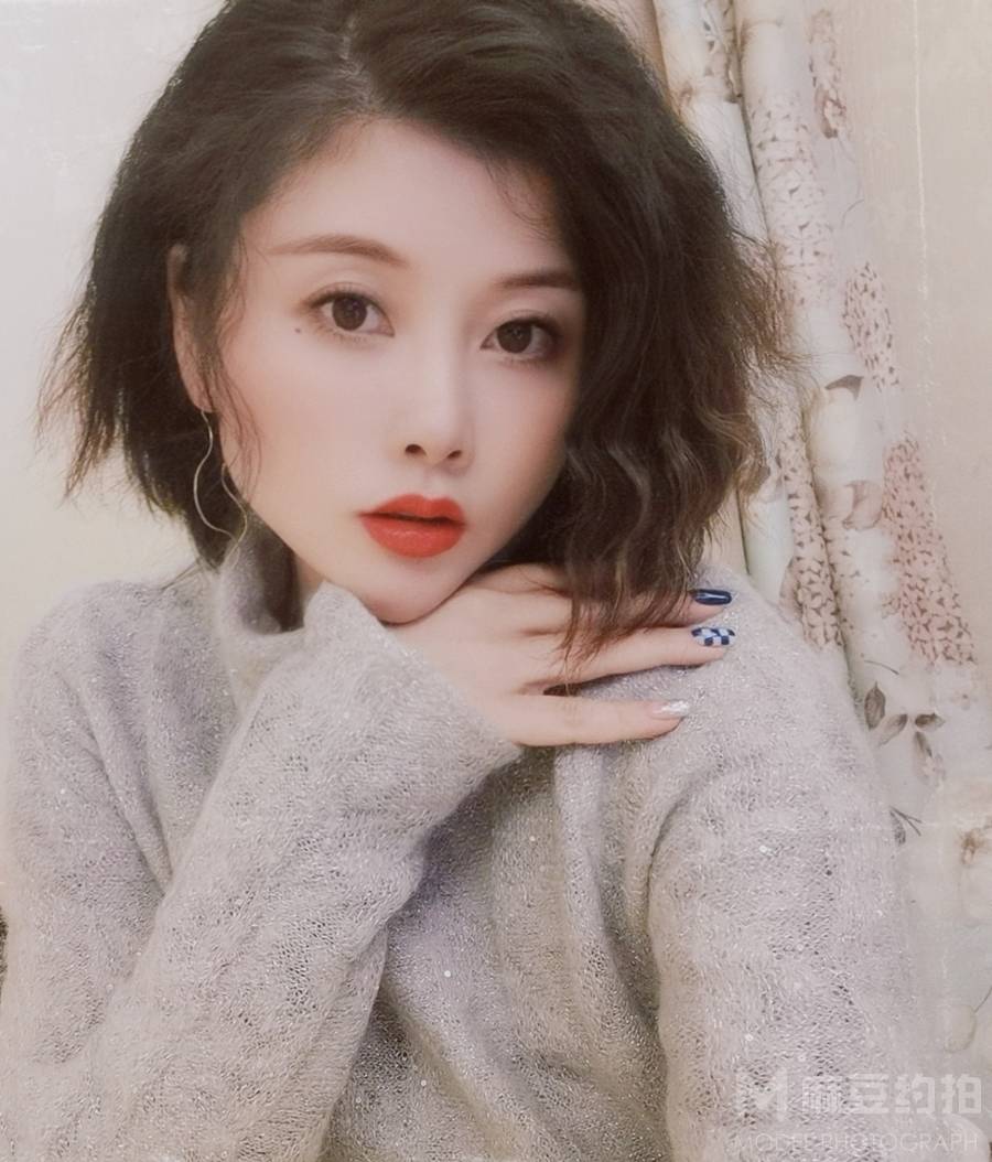 纪实模特