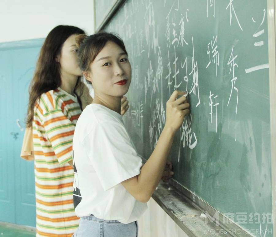 少女模特