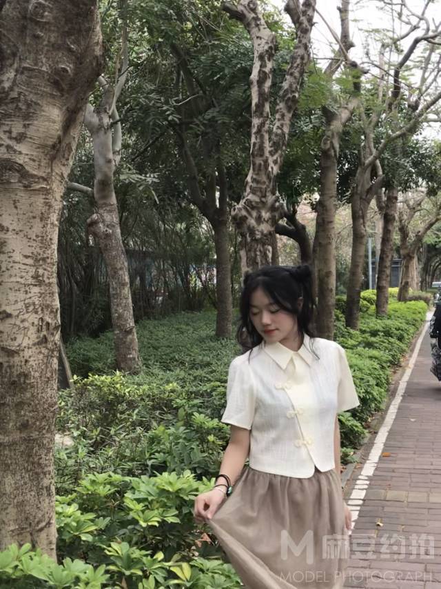 清新模特