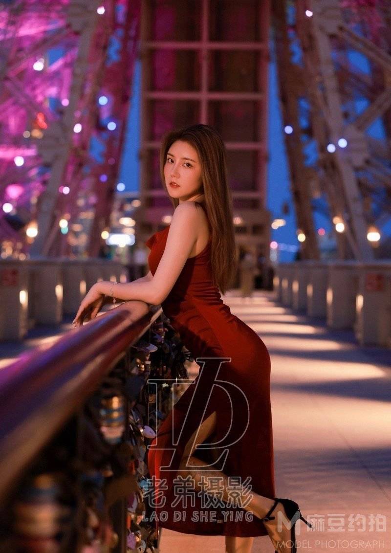 夜景模特