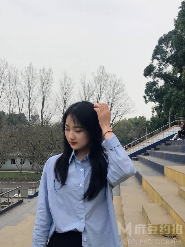 校园模特