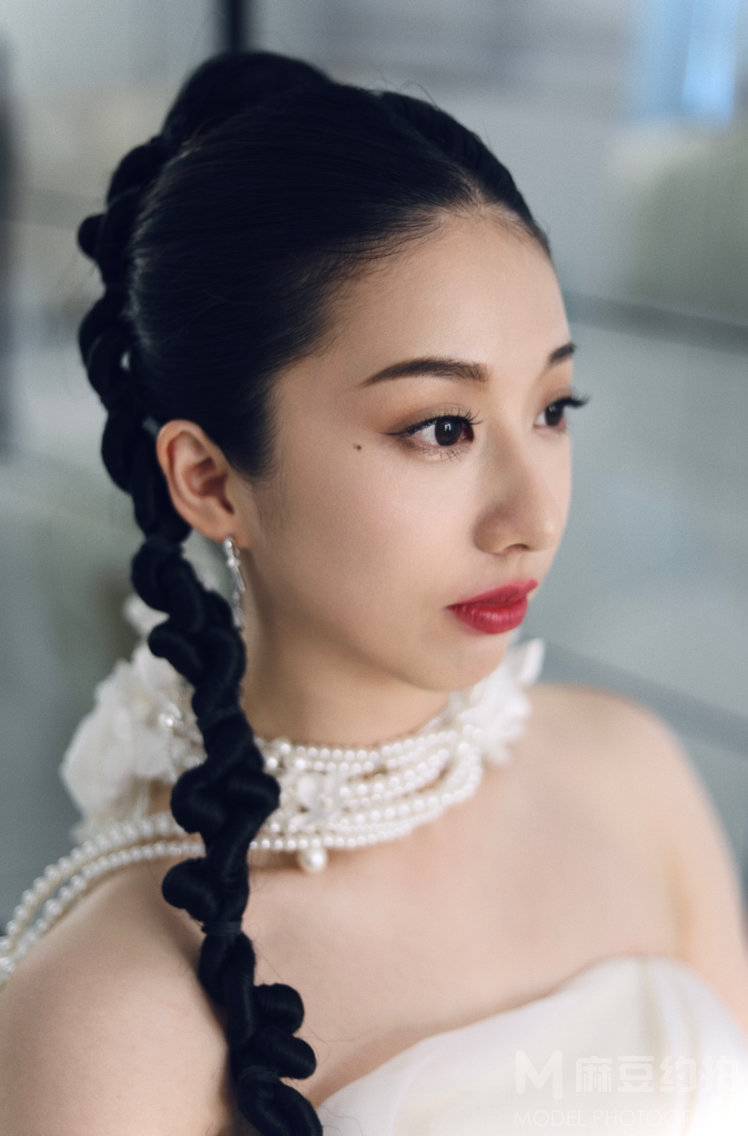 妆容模特