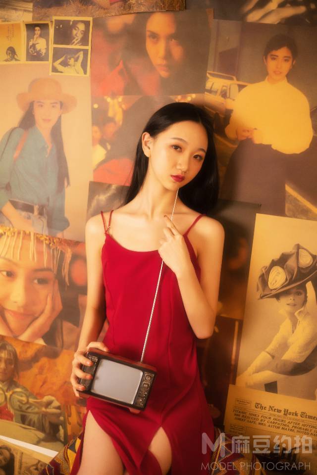 情绪模特