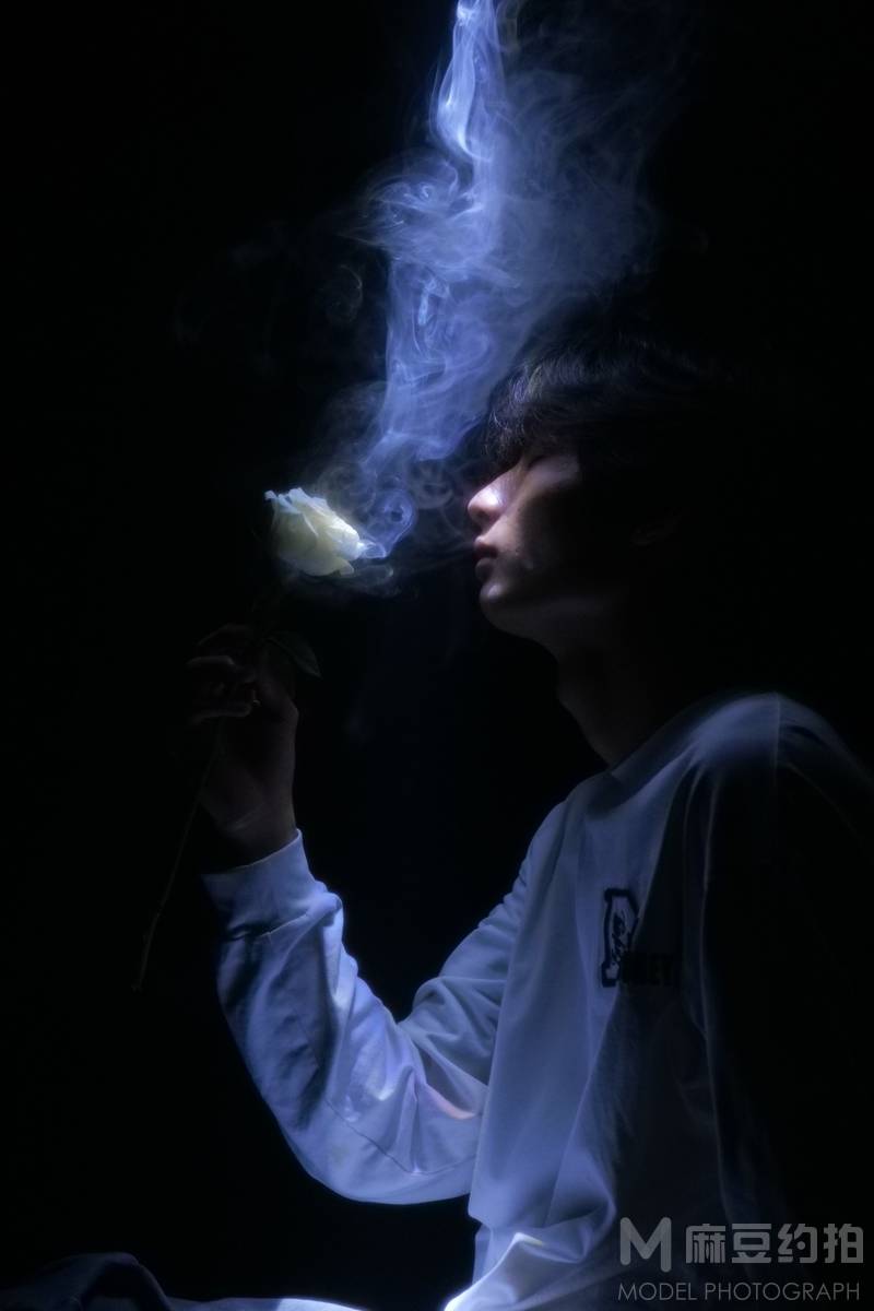 黑白模特