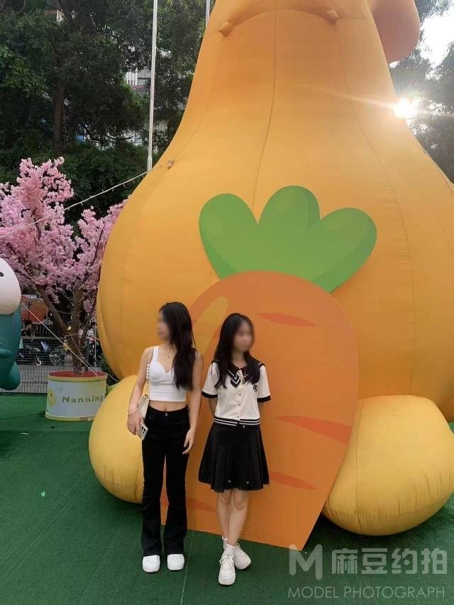 纪实模特