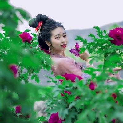 汉服模特