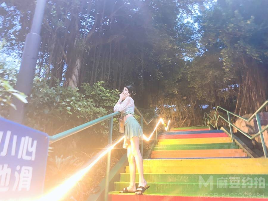 夜景模特