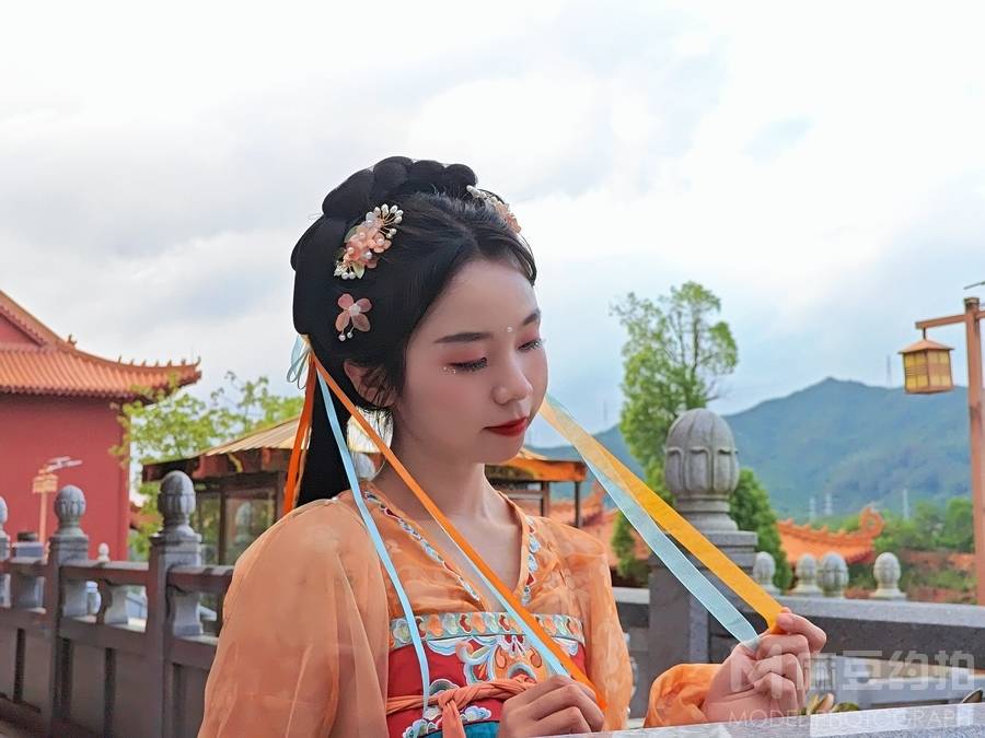 汉服模特