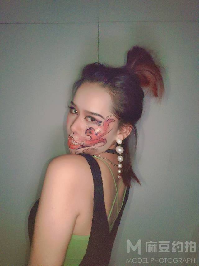 暗黑模特