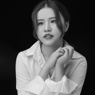 黑白模特