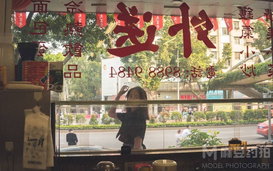 胶片模特