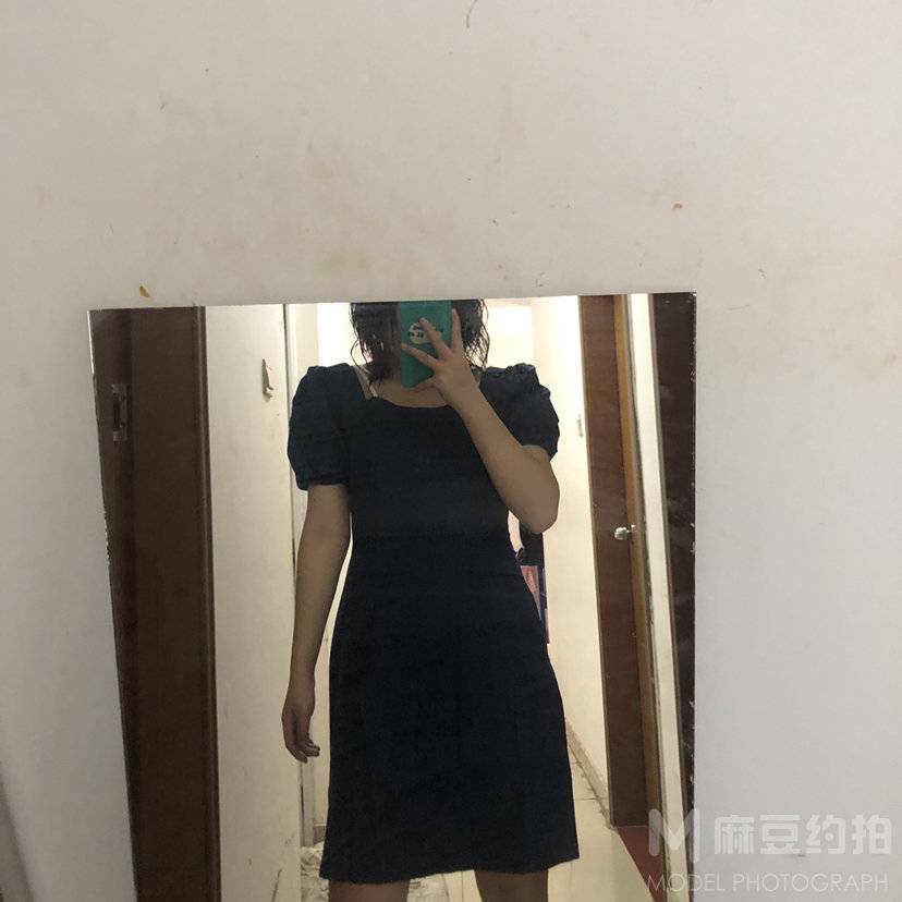 黑白模特