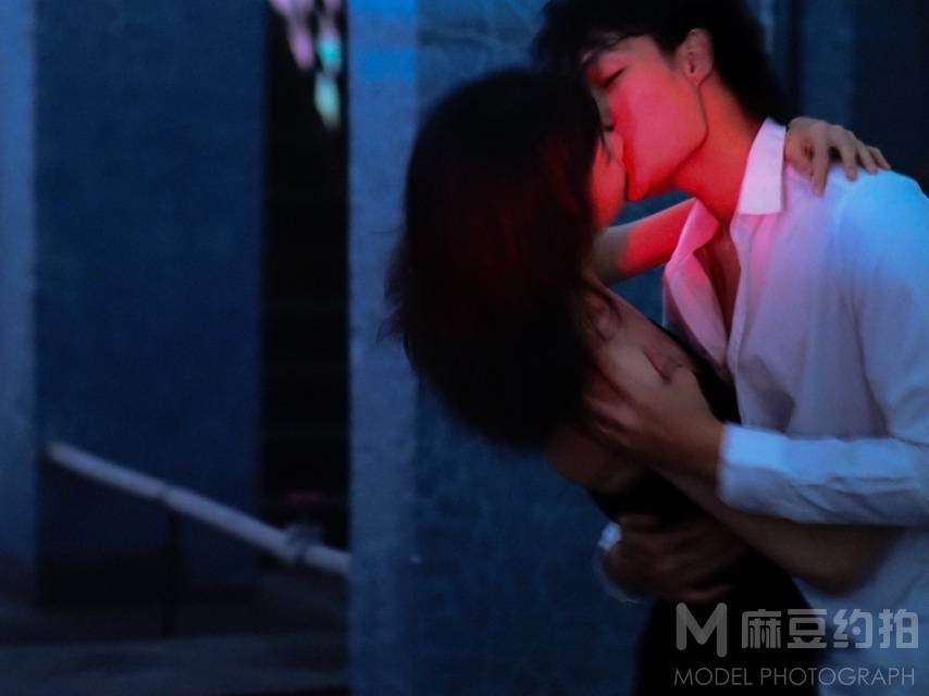 情侣模特