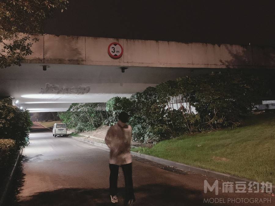 夜景模特