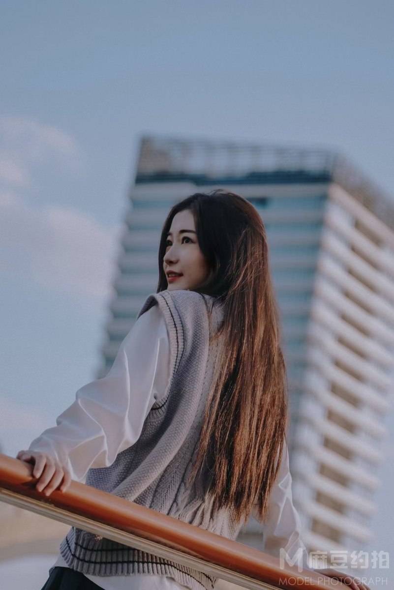 校园模特